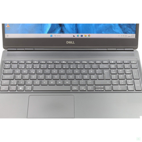 Dell Precision 7550 felújított laptop i7-10750H 32GB RAM 512SSD 15.6" FHD WIN11