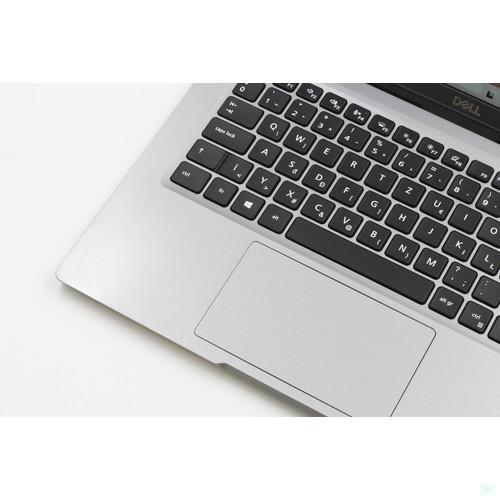 Dell Latitude 5320 felújított laptop i3-1125G4 16GB RAM 256SSD 13.3" FHD WIN11 HUN