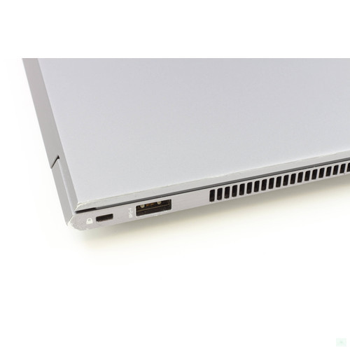 HP Zbook Studio 15 G8 felújított laptop i7-11850H 32GB RAM 512SSD 15.6" FHD WIN11