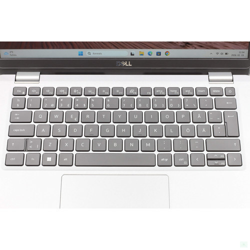 Dell Latitude 5330 felújított laptop i3-1215U 16GB RAM 256SSD 13.3" FHD WIN11