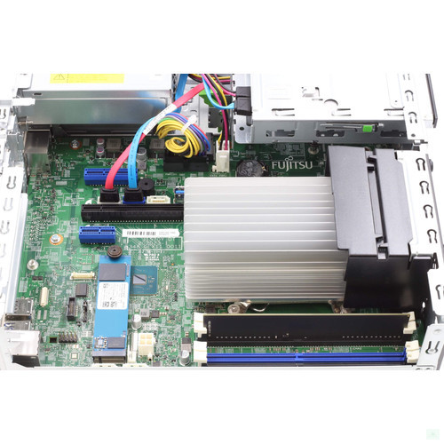 Fujitsu Esprimo D7011 felújított számítógép i7-10700 16GB RAM 256SSD SFF WIN11