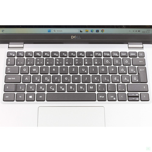 Dell Latitude 5320 felújított laptop i3-1125G4 16GB RAM 256SSD 13.3" FHD WIN11 HUN